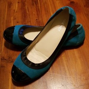 Teal & Black Nine West Flats